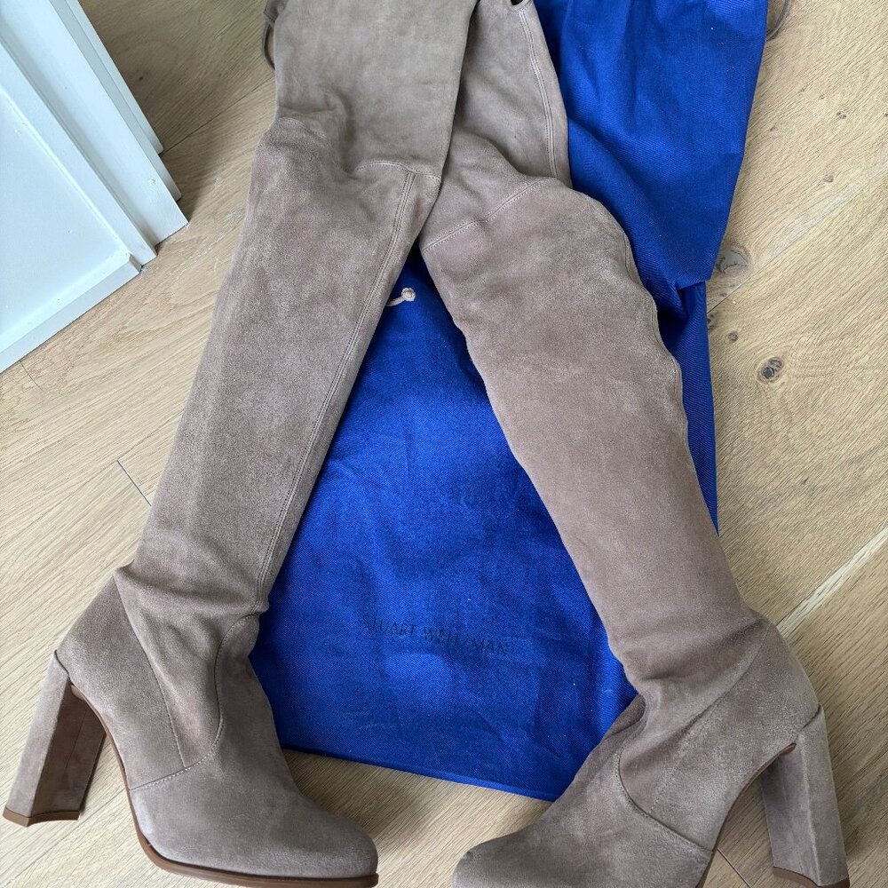 Stuart Weitzman boots - never worn